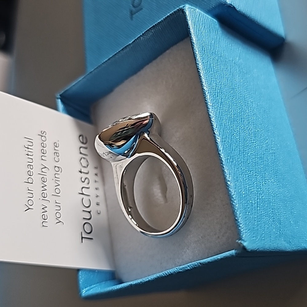Touchstone Crystal Mystic Ring (sz 6) - Picture 2 of 3
